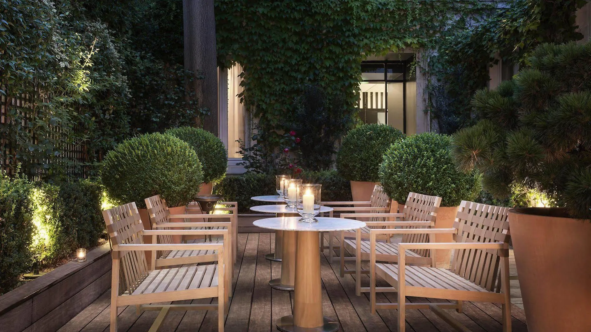 Le Belgrand Hotel Paris Champs Elysees, Tapestry By Hilton France