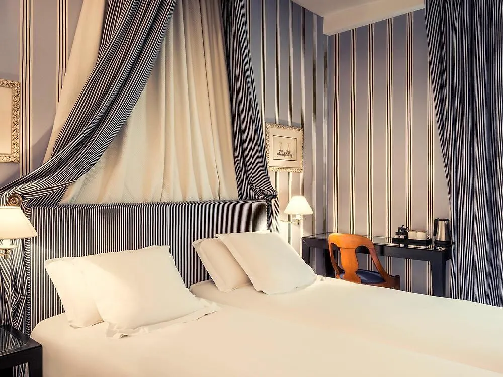 Le Belgrand Hotel Paris Champs Elysees, Tapestry By Hilton