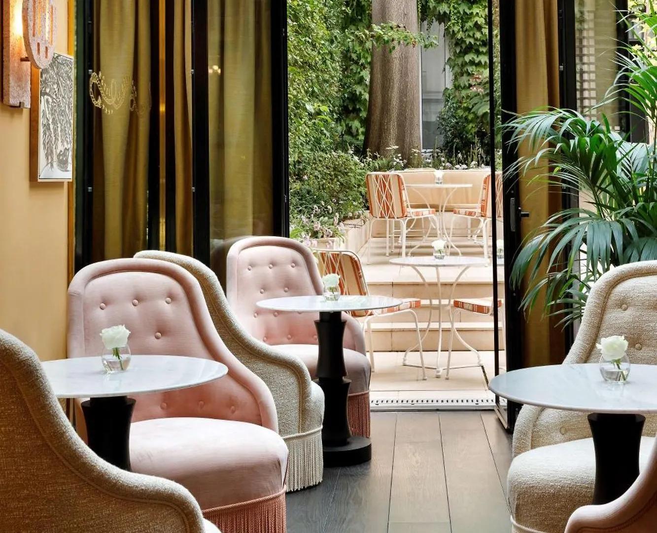 Le Belgrand Hotel Paris Champs Elysees, Tapestry By Hilton