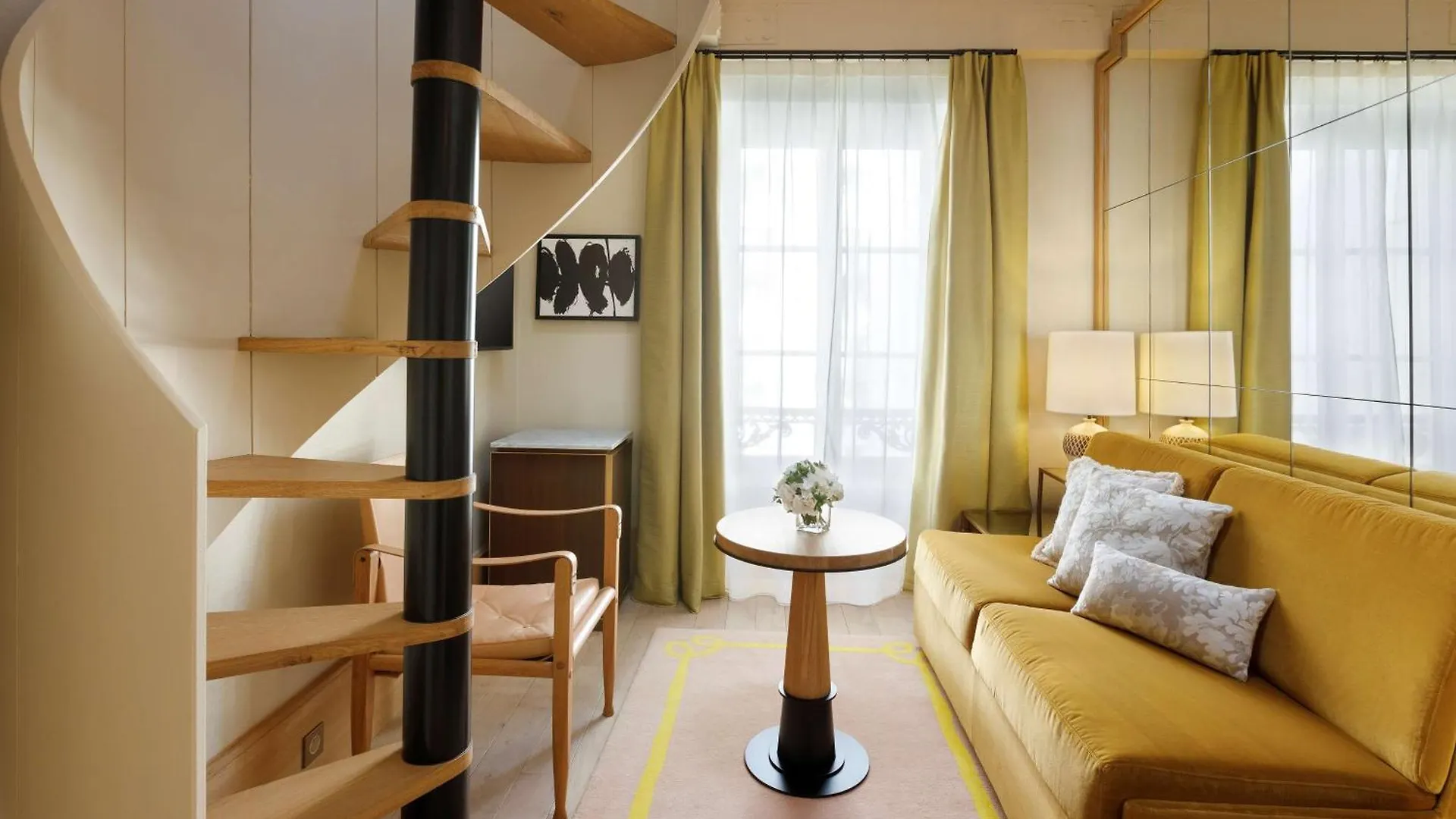 Le Belgrand Hotel Paris Champs Elysees, Tapestry By Hilton