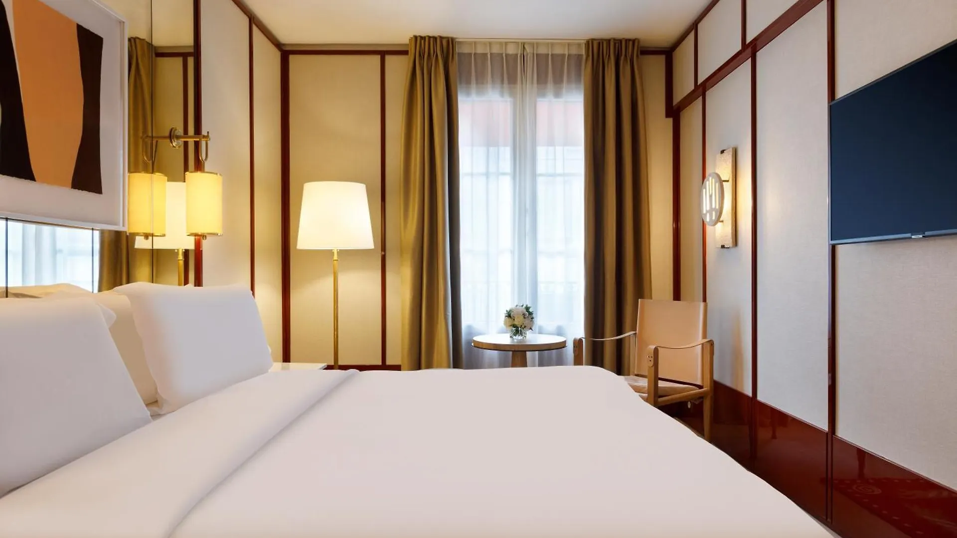 Le Belgrand Hotel Paris Champs Elysees, Tapestry By Hilton