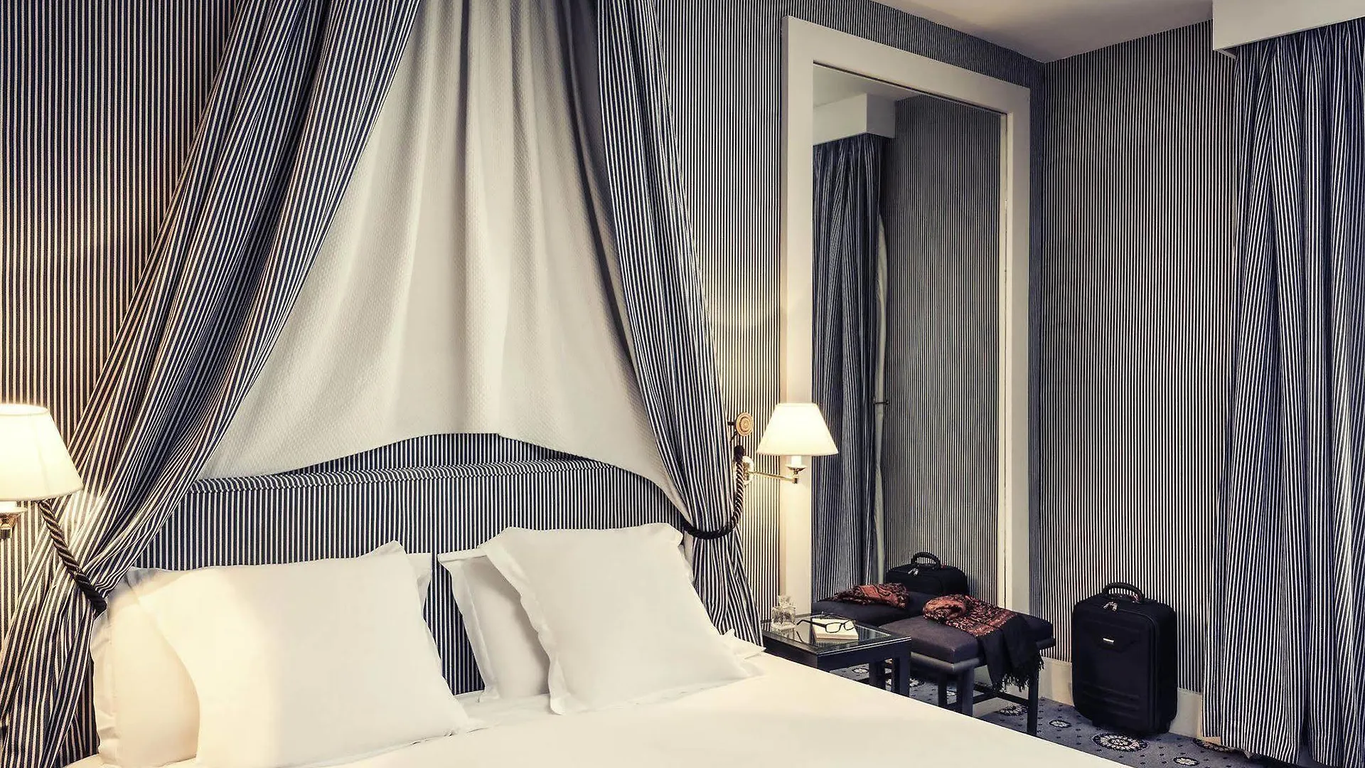 Le Belgrand Hotel Paris Champs Elysees, Tapestry By Hilton
